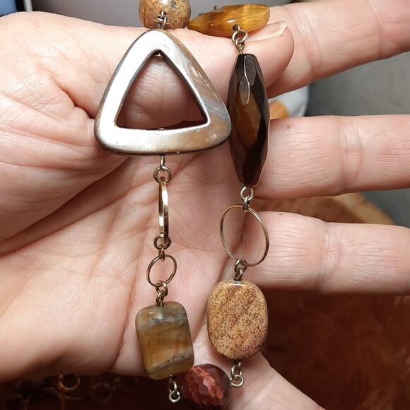 Long Statement Necklace Stone Geometric Shapes on Gold‎ Tone Chain - Picture 4 of 5